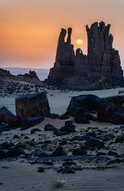 Le Grand Sud Algerien Un Des Plus Beau Coucher De Soleil Au Monde Coucher De Soleil Beau Coucher De Soleil Soleil