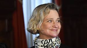 Delphine of Saxe-Coburg “I have never asked that people address me as your  Royal Highness” | VRT NWS: news