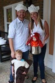 The Baby Lobster In A Pot Family Halloween Costumes Cute Baby Halloween Costumes Halloween Costumes Diy Couples