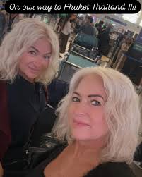 Kari and Lisha Schneider (@schneidertwins) • Instagram photos and videos