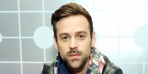 Ryan Lewis soti nan USA