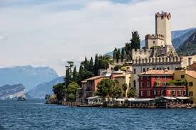 Von Torbole Uber Die Cappella Sant Andrea Nach Malcesine