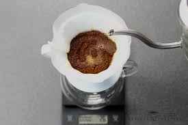 Filterkaffee Mit Dem Handfilter Zubereiten Anleitung In 12 Schritten