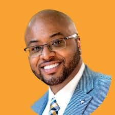 Derrick Crenshaw's Instagram, Twitter & Facebook