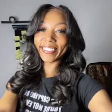 Who does bohemian knotless braids in Chicago?