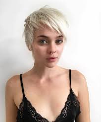 Here she is with her. 50 Ways To Wear Short Hair With Bangs For A Fresh New Look