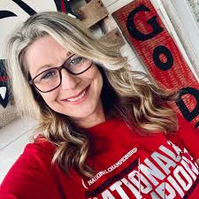 Who has fresh, out of the garden tomatoes?? Not grown in a hot house but  picked out of a garden.