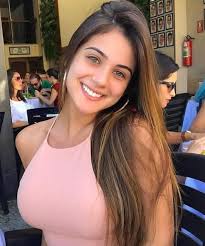 Primas de otras personas // mis primas