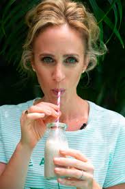 Karin Story's Instagram, Twitter & Facebook