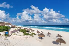 Just 25 minutes north of cancun lies an undisturbed peninsula of white sandy beaches and virgin jungle. S90z Iizpo Vum