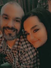 Stephanie Ingle's Instagram, Twitter & Facebook