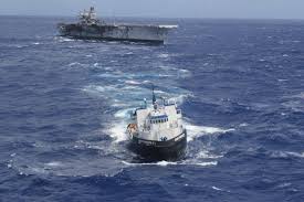 Atlantic Ocean Aug 25 2014 The Aircraft Carrier Ex Uss Saratoga Cv 60 Is Under Tow Off The Coast Of North Carolina En Route To Brownsville Bateaux Ancien