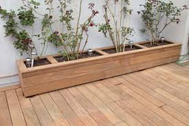 Balcon En Bois Avec Lames De Terrasse Jardiniere En Bois Balcon Bois Lame Terrasse
