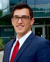 Alumni combat homelessness by building résumés, confidence