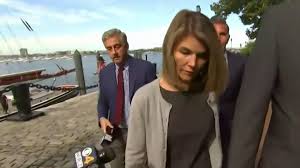 The fuller house star and her husband, fashion designer mossimo giannulli, were arrested back in march 2019 for reportedly paying half a million dollars to get their two. Actress Lori Loughlin Released From Federal Prison
