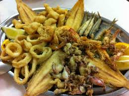 Rica sopa de tomate con pimiento, típica de la cocina española, conocida como gazpacho. Gastronomia Andaluza Los 10 Platos Mas Tipicos De Andalucia Maria Garcia Hurtado