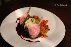 Gebratene Lammkrone Mit Aligot Rattatoille2 Lebensmittel Essen Einfache Gerichte Fleisch Gerichte