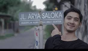 Yuk, nonton nonton ikatan cinta! Ikatan Cinta Viral Ada Nama Jalan Arya Saloka Di Sukoharjo Ketua Rt Buka Suara