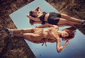 Ωστόσο, η παρουσιάστρια και youtuber, εκτός από. Project Soma A8hna Oikonomakoy Kai Mairh Synatsakh Dhmioyrghsan Ta Pio Boho 8hlyka Kai Oikonomika Royxa Eikones Gynaika Iefimerida Gr