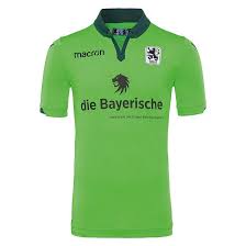That automatically gets positive marks. 1860 Munich 2017 18 Away Kit
