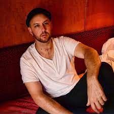 I first met amy in a studio in silverlake, los angeles. Matt Simons Next Concert Setlist Tour Dates