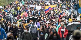 Jun 09, 2021 · a esta hora son varios puntos donde se concentran estudiantes universitarios y representantes de fecode que agitan banderas de colombia, carteles y hasta instrumentos mientras cantan en grupo. Bogota Estos Son Los Puntos De Marchas Para Este 2 De Junio Noticentro 1 Cm