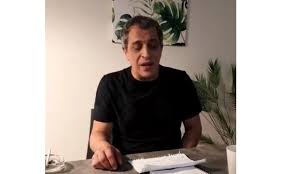 Μπες τώρα στο site και μάθε περισσότερα! O 8emhs Adamantidhs Eyxaristei Kybernhsh Kai Osoys Throyn Ta Metra Kai Kanei Live Apo To Spiti Vids Thecaller