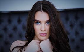 Lana rhoades is the ultimate hotwife, seducing husbands business partner to help him get ahead. Lana Rhoades Wallpapers Wallpaper Cave