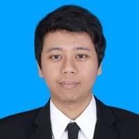 Kris Ary's Instagram, Twitter & Facebook