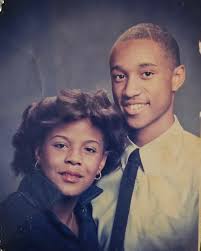 IfoundmyheartatHSSU 🤎 🐝 This Valentine's Day, we're celebrating love  stories that started at the Stowe! Dr. Aline Phillips met Vincent Phillips  in her Sociology 100 class with Instructor Ken Bowman (Fall 1984). “