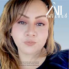 Para quienes no saben mucho de mí, les cuento un poco, mi nombre real es:  Silvia, elegí firmar mis textos como ZàiL, por su raíz, Zài, que significa  “una vez más”. Vivo