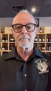 We absolutely love @reynoldsfamilywinery wines.