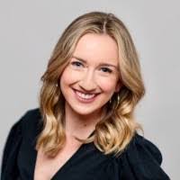 Paige Sealey's Instagram, Twitter & Facebook