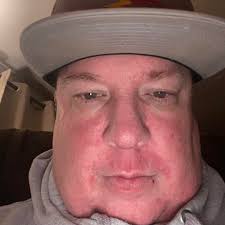 Jack Ragan has made it home ladies and gents . At least to his front porch  so far lol … let this man nap