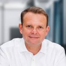 Richard Willing's Instagram, Twitter & Facebook