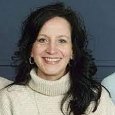 Stephanie Hause's Instagram, Twitter & Facebook