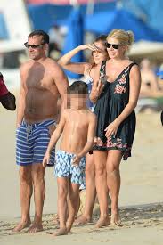 The 38 year old took to instagram to show off how she said goodbye to 2019 with her husband. What Will Happen To Holly Willoughby S Kids While She S Presenting I M A Celeb Hot Lifestyle News