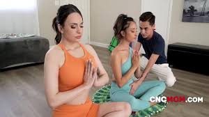 Free Use Yoga To Relieve Mental And Phsyical Stress- Aviana Violet,  Isabella Nice - XNXX.COM