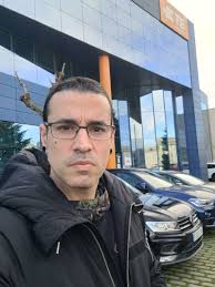 Después de 8 años hoy termina una bonita etapa laboral , por un cierre  injusto de planta, de aquí me llevo un grandes compañeros y más de un amigo  , ahora empieza