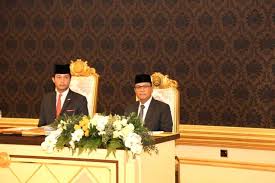 Tengku meriam, tengku puteri seri lela wangsa mohamad toufic ozeir. Mengiringi Yam Tengku Arif Temenggong Wan Rosdy Bin Wan Ismail Facebook