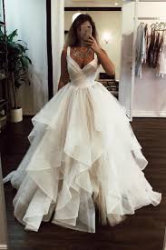 Check spelling or type a new query. Elegantes Bodenlangen Cascading Rschen Hochzeitskleid Elfenbein Langes Hochz Hair Love Style Beautiful Mak Hochzeitskleid Kleider Hochzeit Abendkleid Weiss