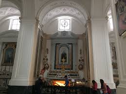 Su virgilio trovi tutti i numeri utili e i servizi per vivere al meglio la tua città. Lapidi Ai Caduti Della Grande Guerra Nella Basilica Di Santa Croce Torre Del Greco Pietre Della Memoria