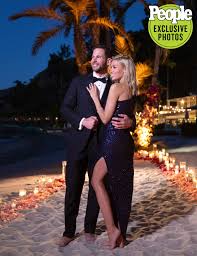 Every Stunning Photo Of Tarek El Moussa S Romantic Island Proposal To Heather Rae Young Tarek El Moussa El Moussa Photo