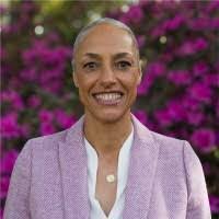 Crystal Reimer's Instagram, Twitter & Facebook