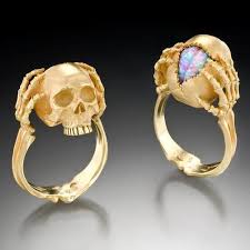 Halloweencrafts Kim Eric Lilot Skull And Brain Rings Tribute To A Genius 18kt Yellow Gold With A Carved Australian Fir Gold Skull Skull Jewelry Skull Ring