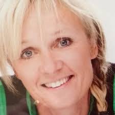 Ashley Wire's Instagram, Twitter & Facebook