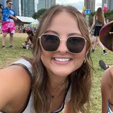 Claire Lammers (@ClaireLammers)