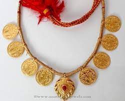 Gold Maharashtrian Coin Necklace From Png Adgil Jewellers South India Jewels Bridal Gold Jewellery Designs Gold Jewelry Fashion Bridal Gold Jewellery