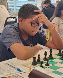 Alexander Polanco's Instagram, Twitter & Facebook