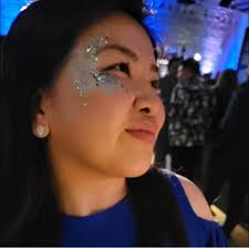 Hi, has anyone gotten married or is getting married at The Springs in Katy?  I'm trying to decide whether the all-inclusive package for $9,500 is a good  deal, or if I can